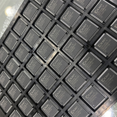 circuitos integrados novos originais IC Chips Stock dos componentes eletrônicos de EP3C16F484C6N